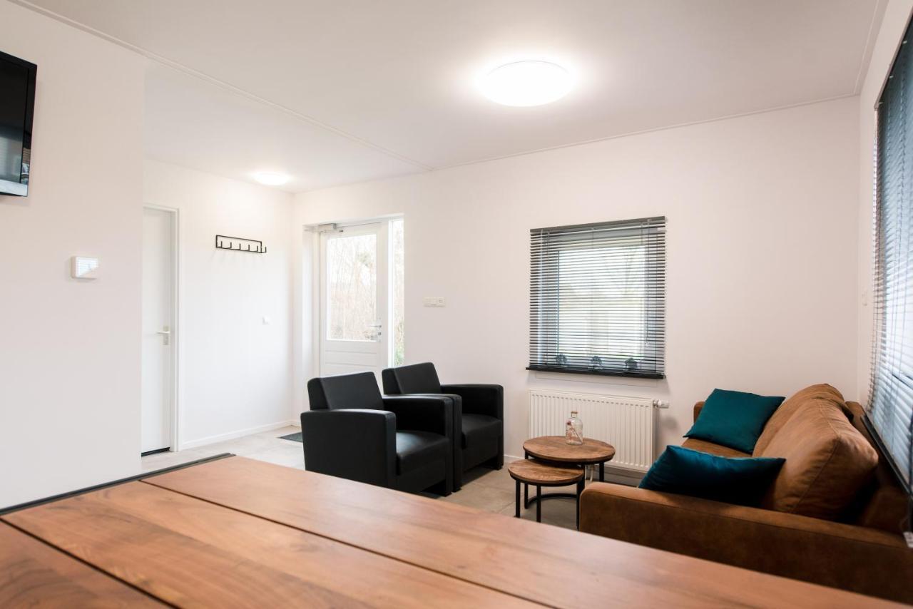 Onder De Pannen Villa Hollum  Exteriör bild
